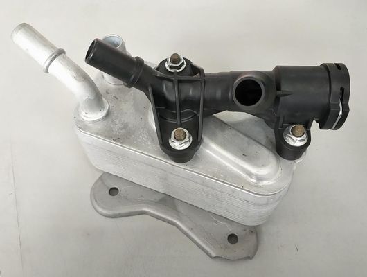 17217800408 قطعات موتور BMW خنک کننده روغن